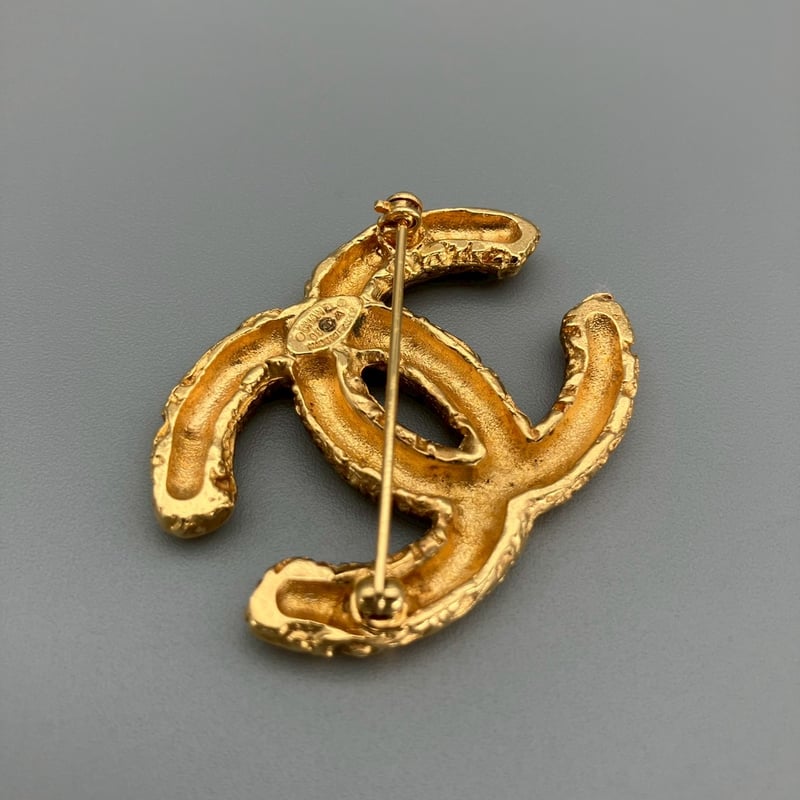 CHANEL (シャネル) ヴィンテージ ココマーク 溶岩 ブローチ