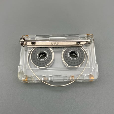 CHANEL (シャネル) ヴィンテージ カセットテープ ロゴ ブローチ