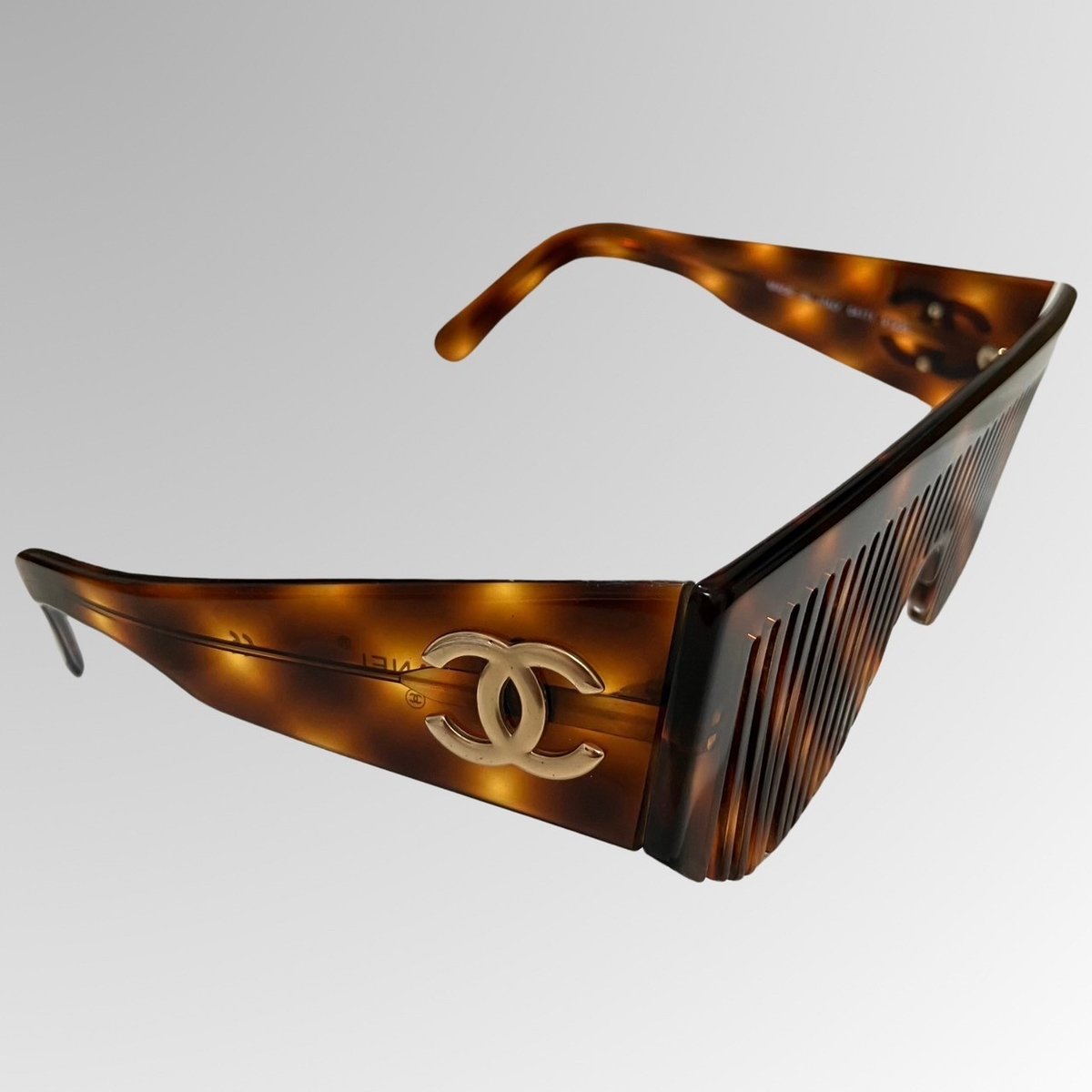 シャネル　CHANEL サングラス　ココマーク　べっ甲 ヴィンテージ CHANEL シャネル ココマーク べっ甲 サングラス 0014 80 P810V