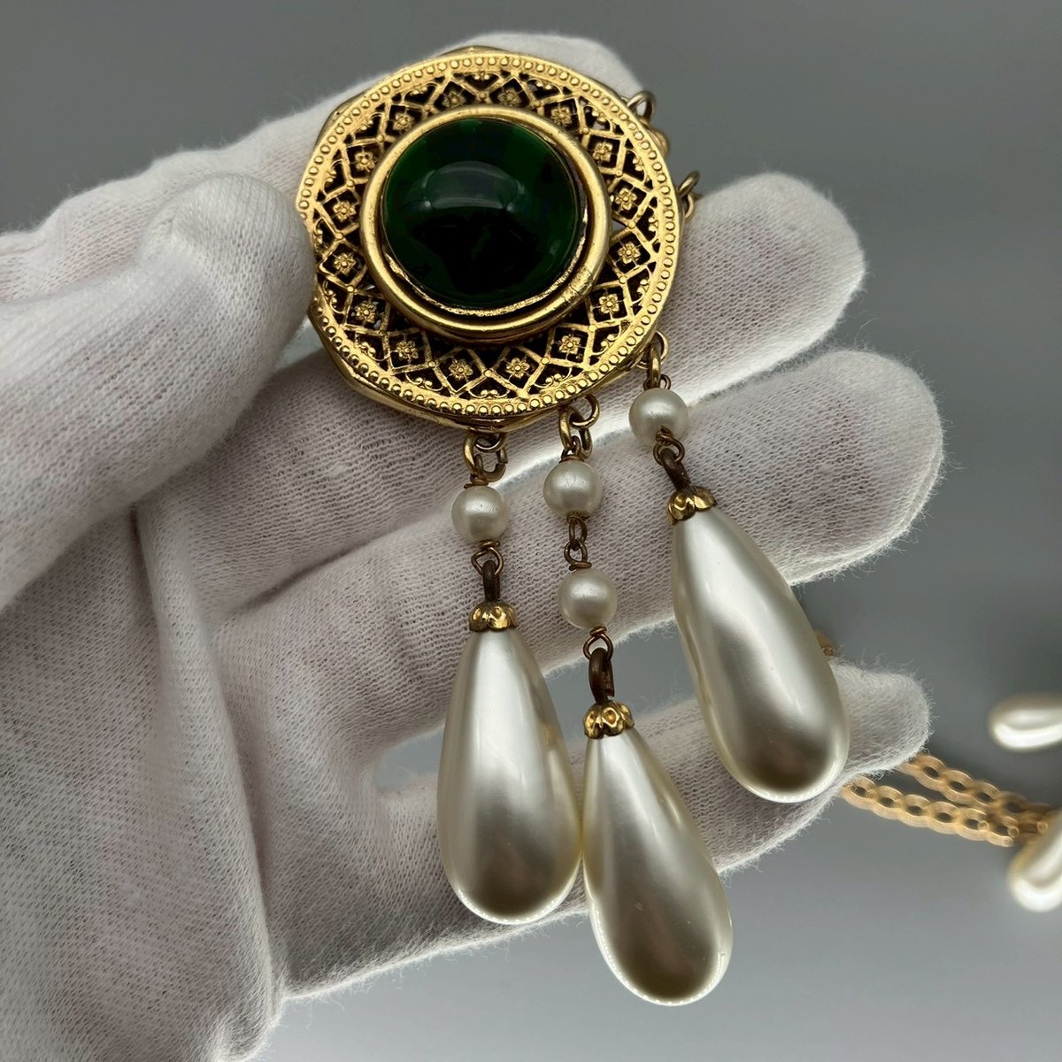 CHANEL (シャネル) ヴィンテージ カラーストーン グリポア パール