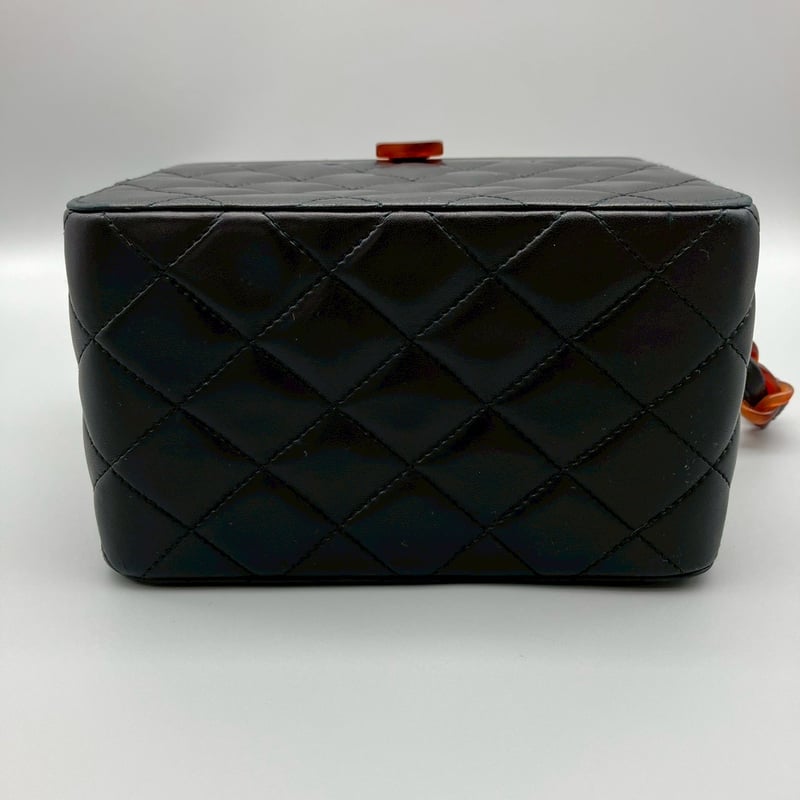 CHANEL (シャネル) ヴィンテージ べっ甲 ココマーク ラムスキン