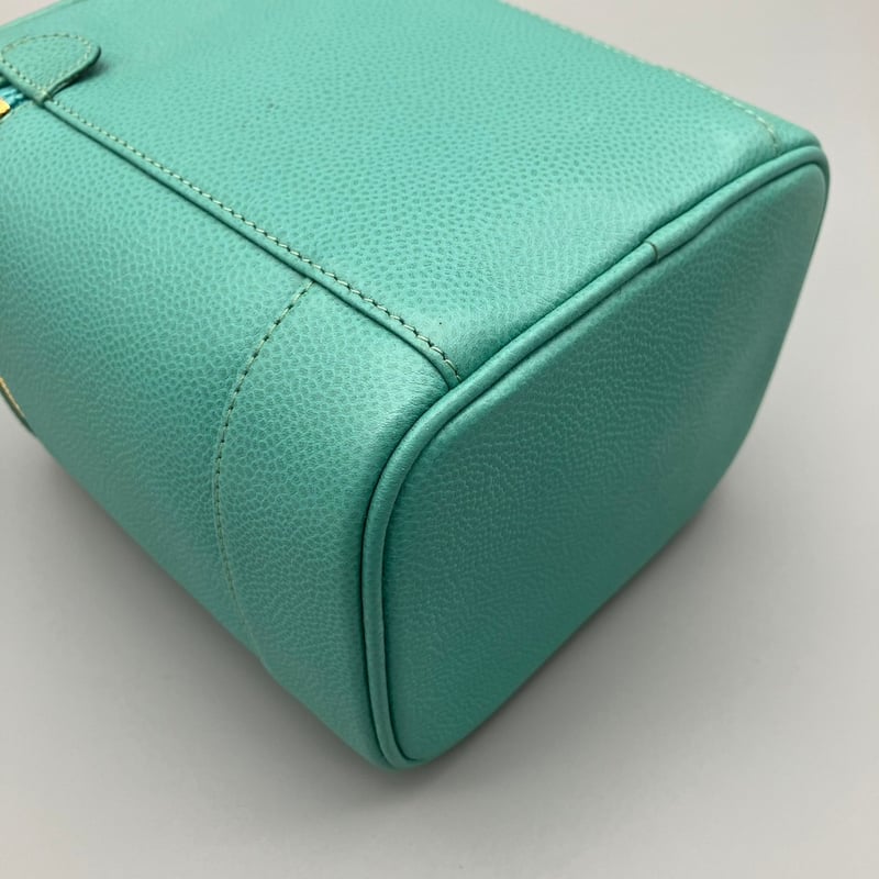 CHANEL (シャネル) ヴィンテージ デカココ ココマーク キャビア
