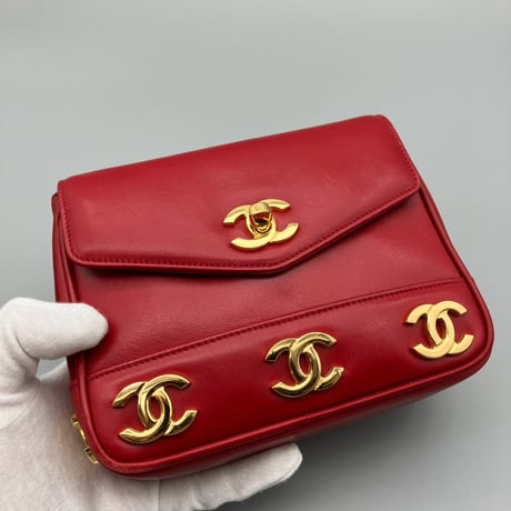 CHANEL (シャネル) ヴィンテージ ラムスキン トリプルココマーク ターンロック レッド ウエストバッグ