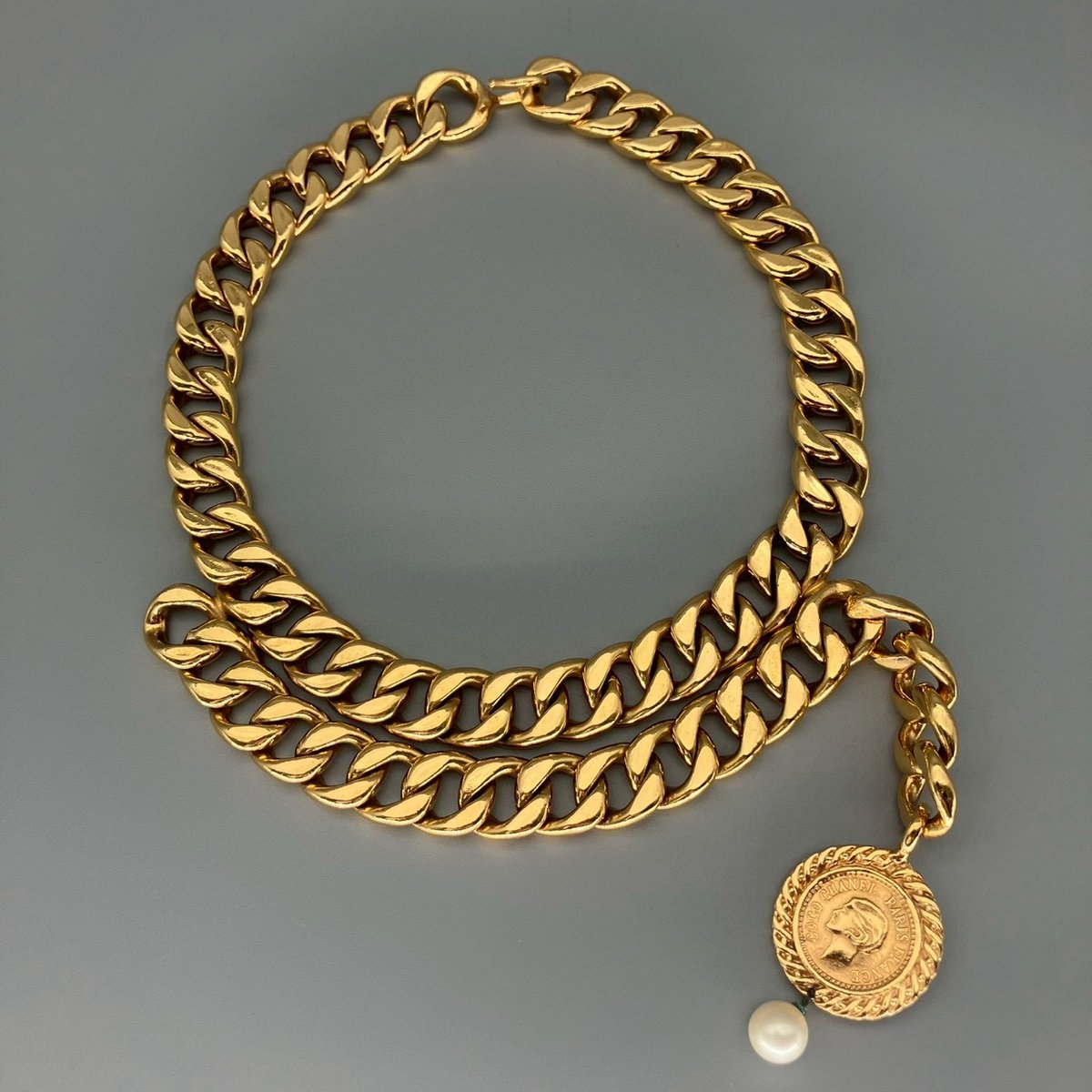 CHANEL (シャネル) ヴィンテージ マドモアゼル ココマーク メダル