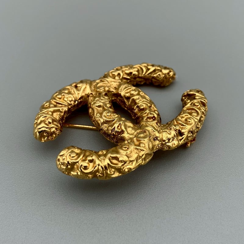 CHANEL (シャネル) ヴィンテージ ココマーク 溶岩 ブローチ | Cattleya