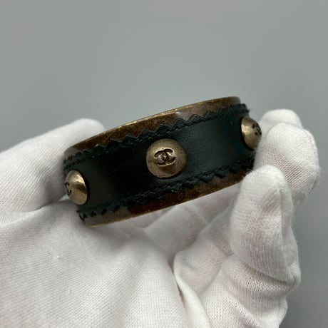 CHANEL (シャネル) ヴィンテージ ココマーク レザー バングル