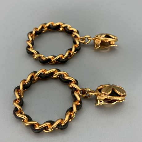 CHANEL (シャネル) ヴィンテージ クローバー 四葉 レザー スイング イヤリング