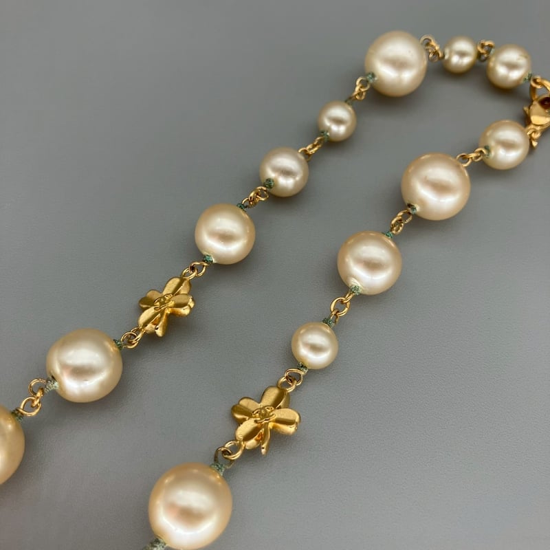 CHANELシャネル ヴィンテージ パールネックレス CHANEL (シャネル) ヴィンテージ パール ネックレス | Cattleya