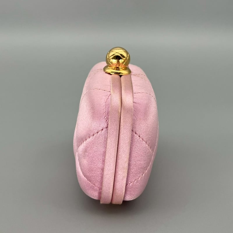 CHANEL (シャネル) ヴィンテージ サテン マトラッセ ピンク ミニポーチ