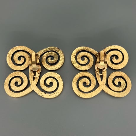 CHANEL (シャネル) ヴィンテージ 渦巻 大振り イヤリング
