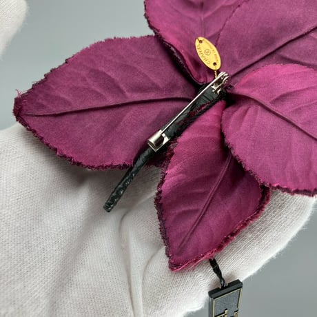 CHANEL (シャネル) ヴィンテージ スエード リーフモチーフ ブローチ コサージュ