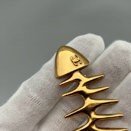 CHANEL (シャネル) ヴィンテージ フィッシュボーン 魚 骨 ココマーク ブローチ