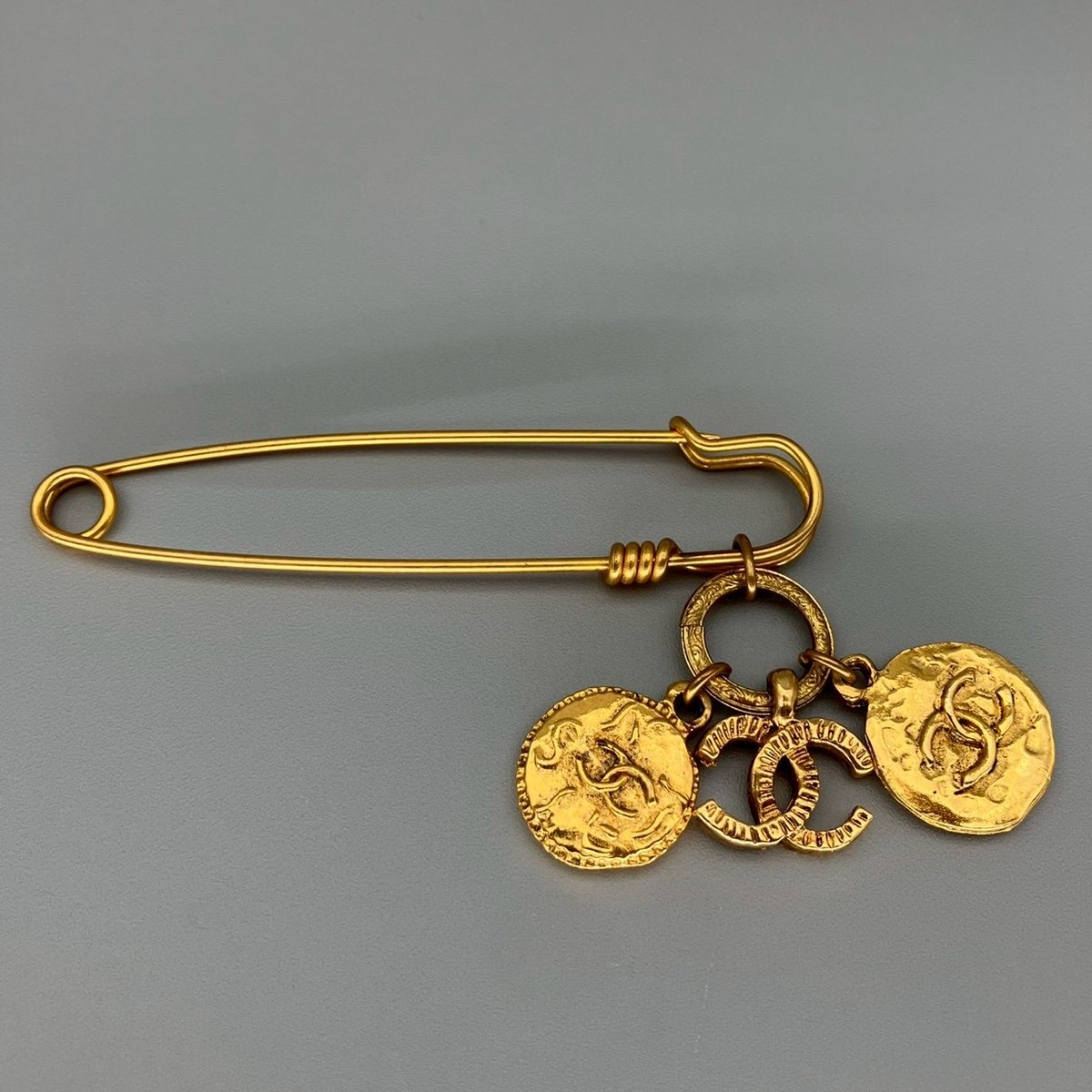 CHANEL (シャネル) ヴィンテージ ココマーク メダル ピン ブローチ