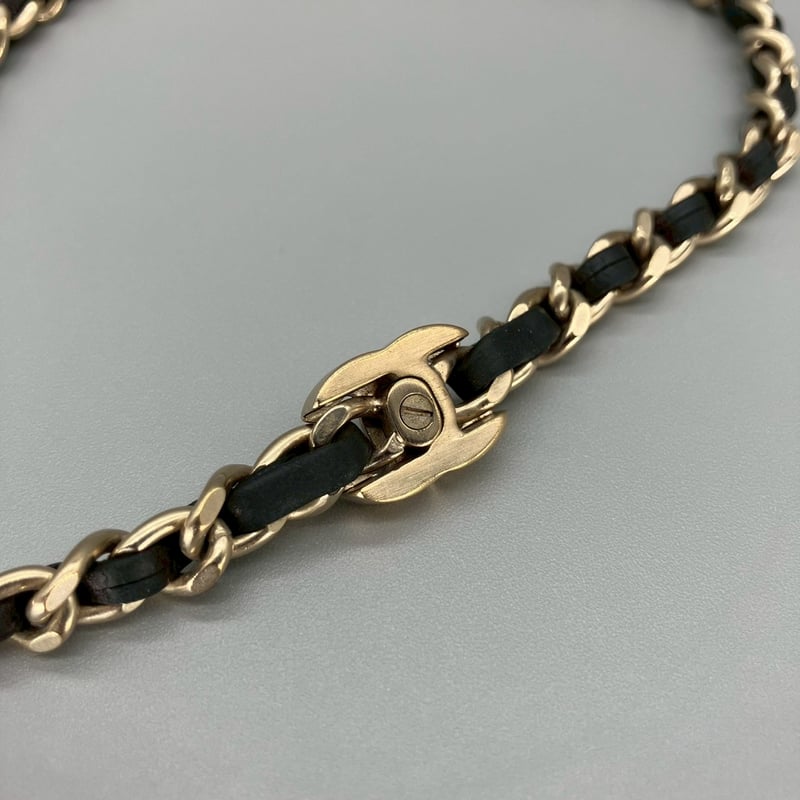 CHANEL (シャネル) ヴィンテージ ココマーク ターンロック レザー