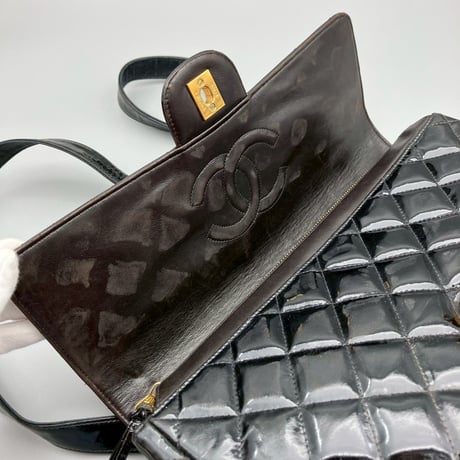 CHANEL (シャネル) ヴィンテージ ココマーク マトラッセ ターンロック パテントレザー エナメル リュックサック バックパック
