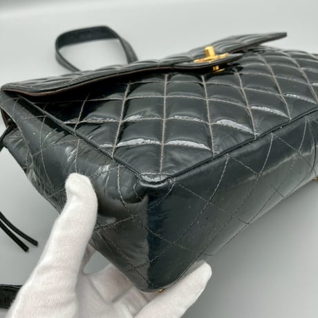 CHANEL (シャネル) ヴィンテージ ココマーク マトラッセ ターンロック パテントレザー エナメル リュックサック バックパック
