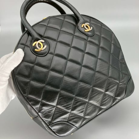 CHANEL (シャネル) ヴィンテージ パリ限定 マトラッセ ココマーク ラムスキン ハンドバッグ