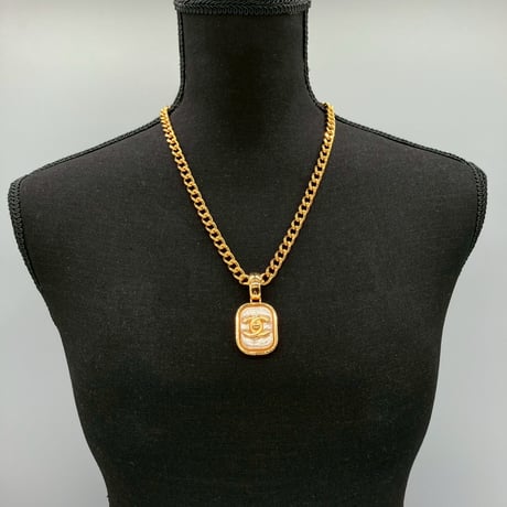CHANEL (シャネル) ヴィンテージ ターンロック パール ネックレス