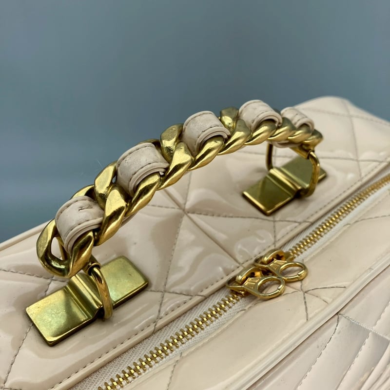 CHANEL (シャネル) ヴィンテージ パテントレザー エナメル バニティ