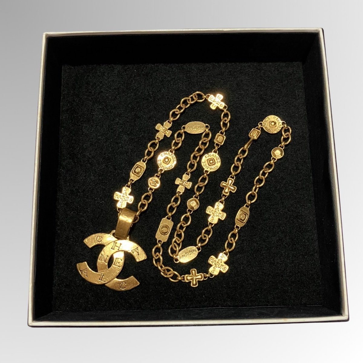 E2233 美品!! シャネル ココマーク ラウンド ロング チェーンネックレス E2233 美品!! シャネル ココマーク ラウンド ロング チェーン