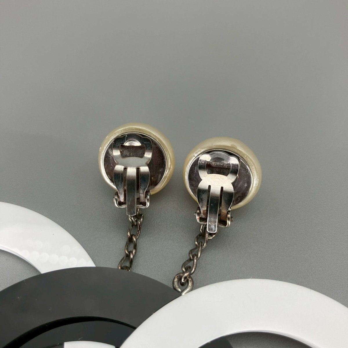 CHANEL (シャネル) ヴィンテージ デカココ ココマーク パール スイング