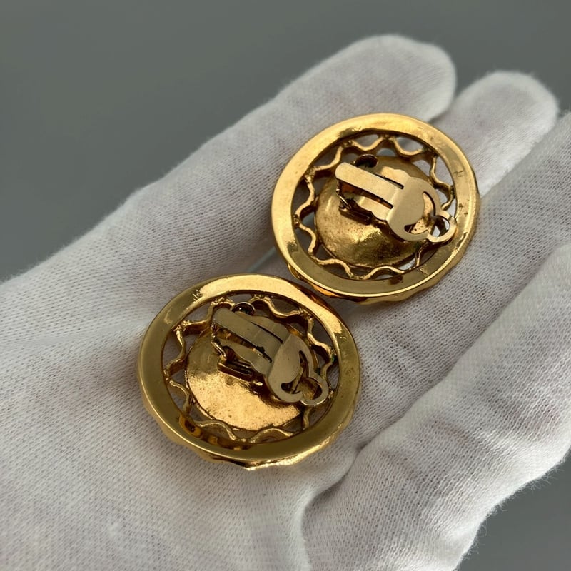 CHANEL パールとチェーンのイヤリング 楽天市場】CHANEL シャネル ココマーク レザー&パール チェーン