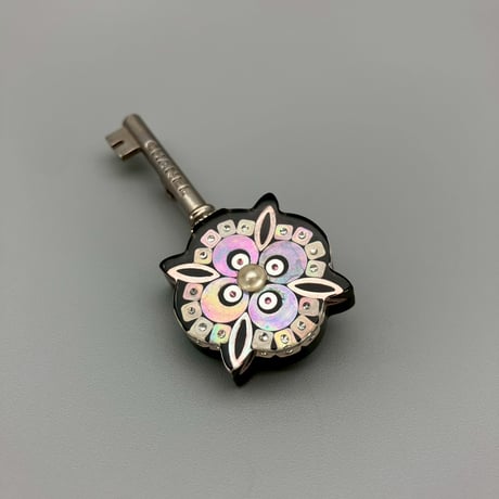 CHANEL (シャネル) ヴィンテージ 鍵 キー パール ラインストーン ブローチ