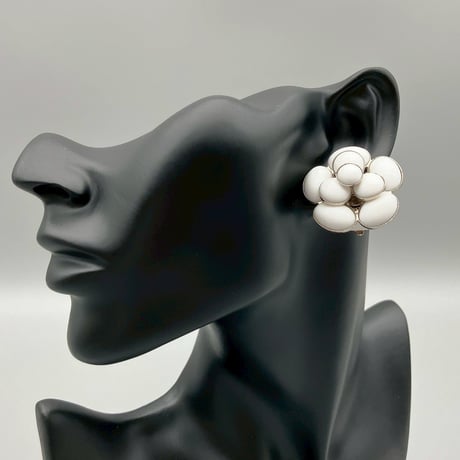 CHANEL (シャネル) ヴィンテージ カメリア フラワー アシンメトリー イヤリング