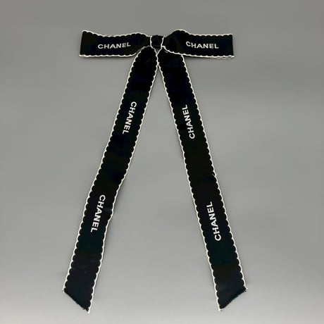 CHANEL (シャネル) ヴィンテージ リボン ロゴ ブローチ