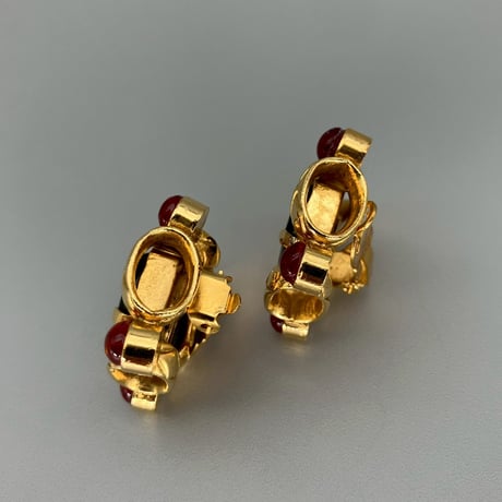 CHANEL (シャネル) ヴィンテージ カラーストーン グリポア マトラッセ イヤリング