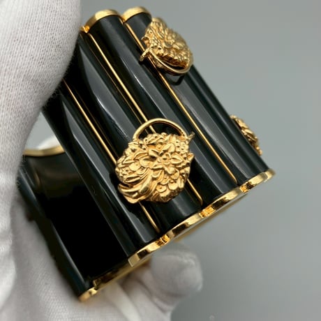 CHANEL (シャネル) ヴィンテージ アイコン ブレスレット バングル