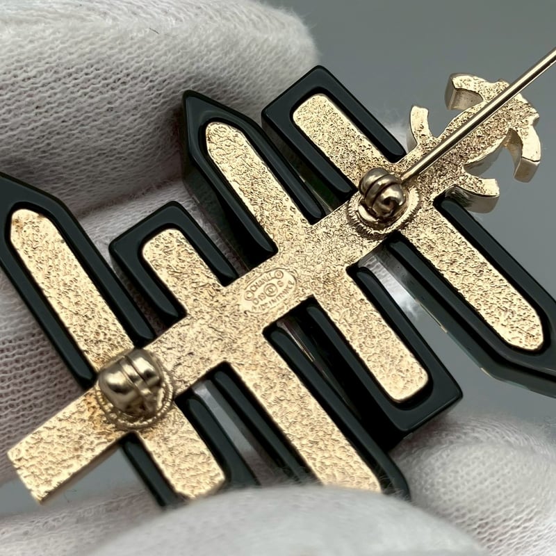 シャネル　刻印有　ココロゴプレート　ブローチ ヴィンテージ　スクエア シャネル刻印有ココロゴプレートブローチ ヴィンテージスクエア