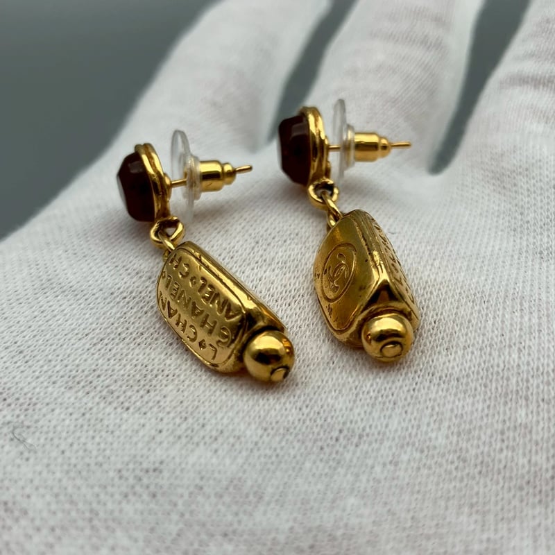 CHANEL 希少　ヴィンテージ　ピアス　カラーストーン CHANEL (シャネル) ヴィンテージ カラーストーン グリポア ココマーク