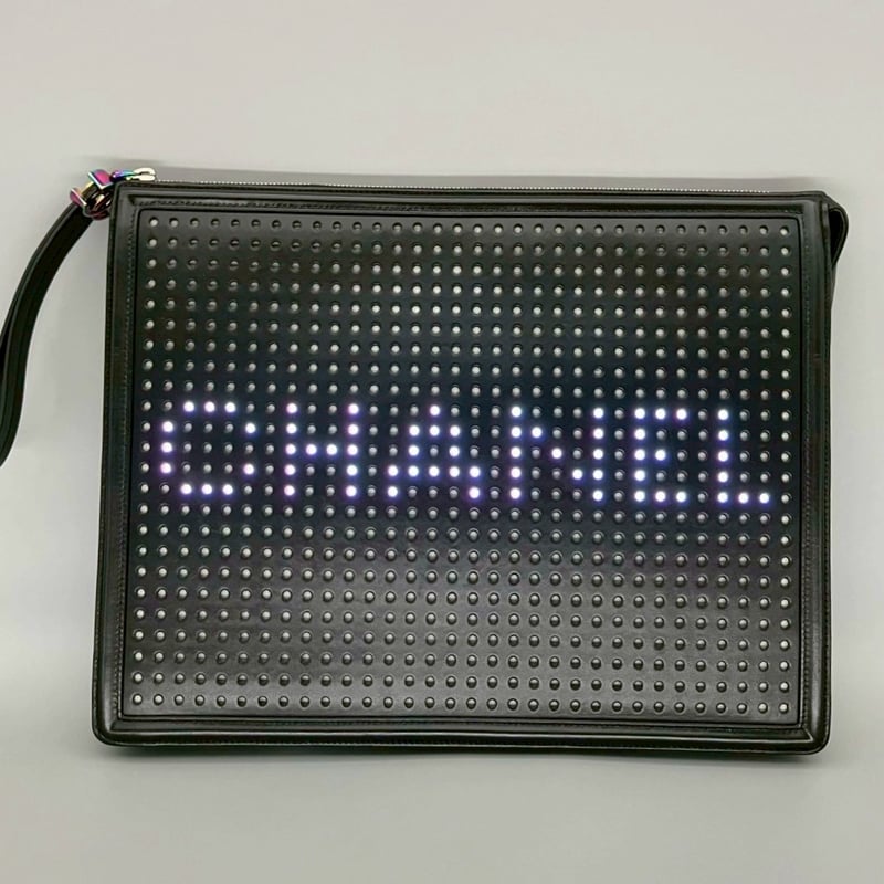 CHANEL (シャネル) 2017 プレタポルテコレクション LED レインボー