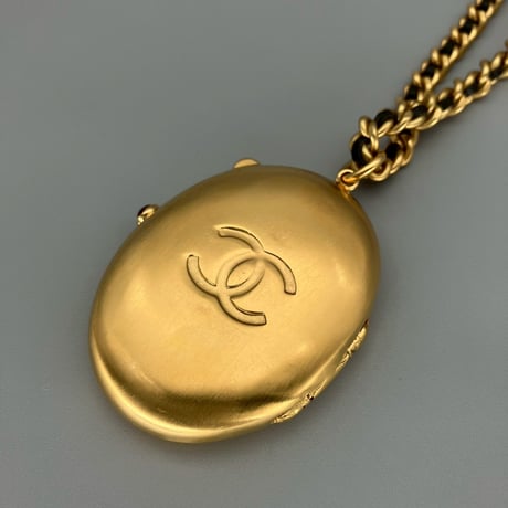 CHANEL (シャネル) ヴィンテージ ロケットペンダント グリポア カラーストーン ココマーク レザーチェーン ネックレス