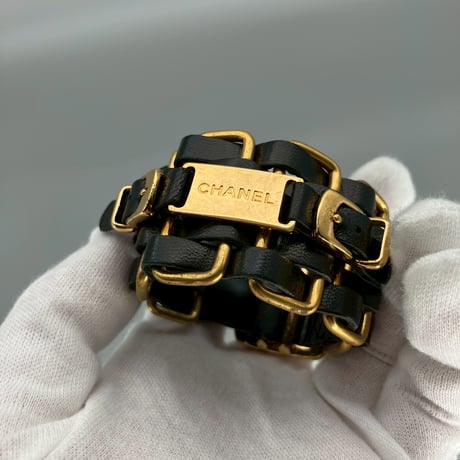 CHANEL (シャネル) ヴィンテージ ロゴ レザー チェーンブレスレット