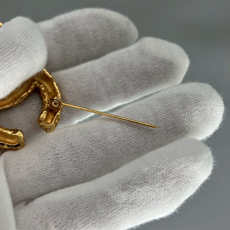 CHANEL (シャネル) ヴィンテージ ココマーク 溶岩 ブローチ | Cattleya