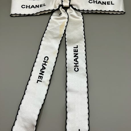 CHANEL (シャネル) ヴィンテージ リボン ロゴ ブローチ