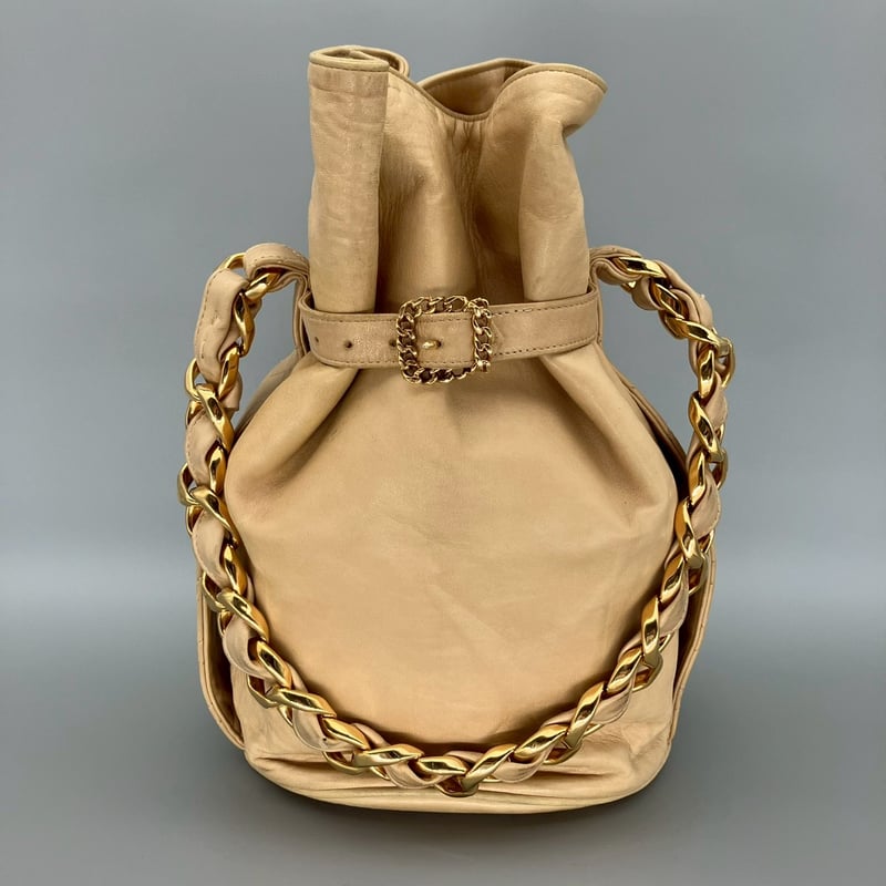CHANEL (シャネル) ヴィンテージ ラムスキン ココマーク ベージュ 巾着