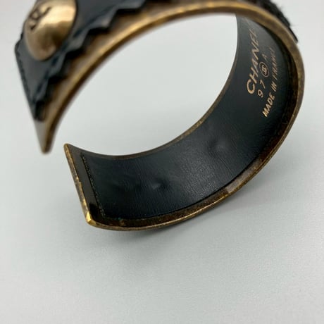 CHANEL (シャネル) ヴィンテージ ココマーク レザー バングル