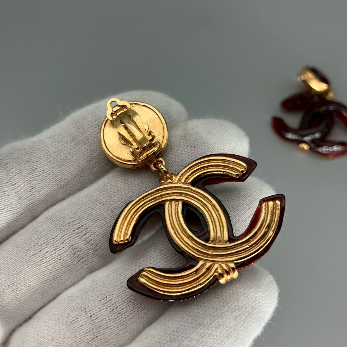 激レア CHANEL ピアス グリポア ココマーク カラーストーン 片耳 激レア CHANEL ピアス グリポア ココマーク カラーストーン 片耳