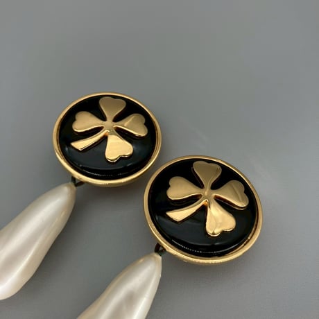CHANEL (シャネル) ヴィンテージ クローバー パール スイング イヤリング