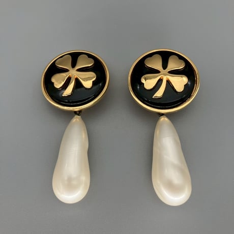 ヴィンテージ　イヤリング 5e3f9f31e4092dd28185ec6a325ea0