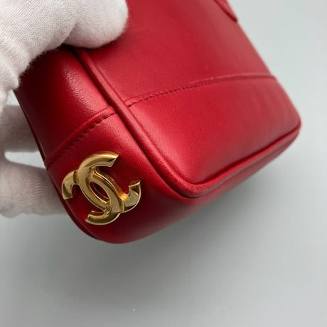 CHANEL (シャネル) ヴィンテージ ラムスキン トリプルココマーク ターンロック レッド ウエストバッグ