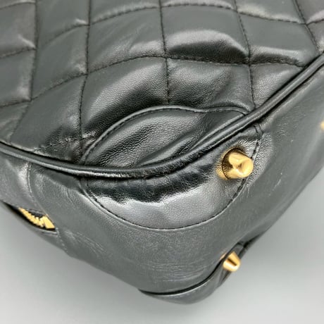 CHANEL (シャネル) ヴィンテージ パリ限定 マトラッセ ココマーク ラムスキン ハンドバッグ