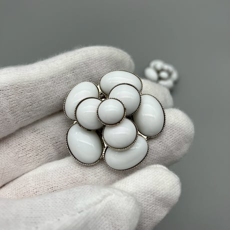 CHANEL (シャネル) ヴィンテージ カメリア フラワー アシンメトリー イヤリング