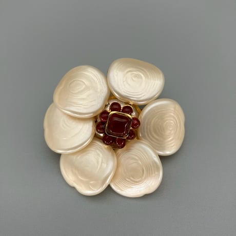 CHANEL (シャネル) ヴィンテージ フラワー パール カラーストーン グリポア ブローチ