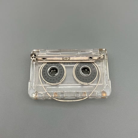 CHANEL (シャネル) ヴィンテージ カセットテープ ロゴ ブローチ