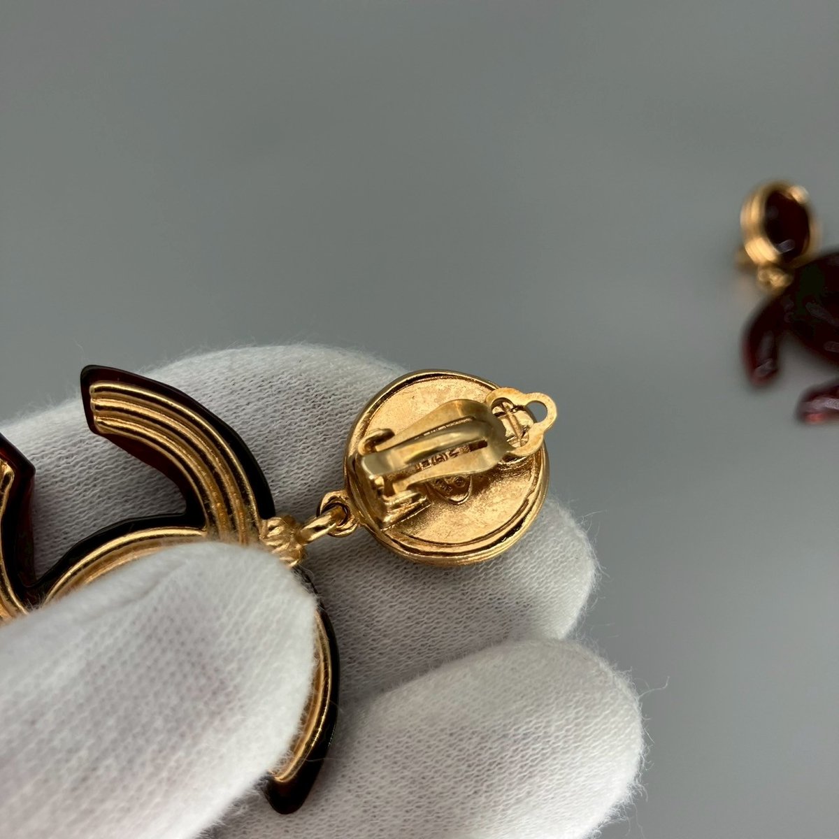 CHANEL (シャネル) ヴィンテージ グリポア カラーストーン