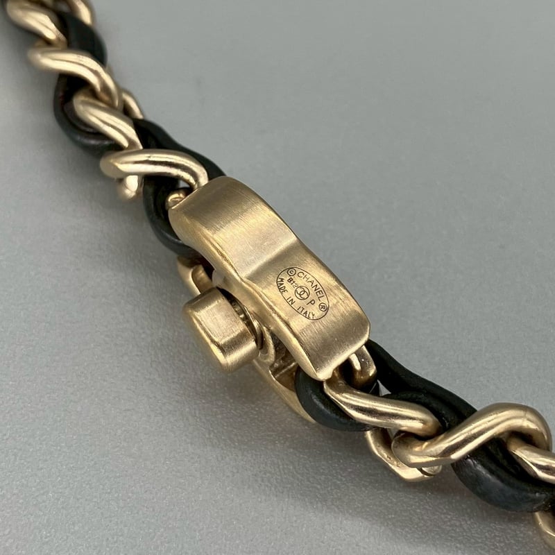 CHANEL シャネル　ブラック ネックレス　アクセサリー　ヴィンテージ CHANEL (シャネル) ヴィンテージ ココマーク ターンロック